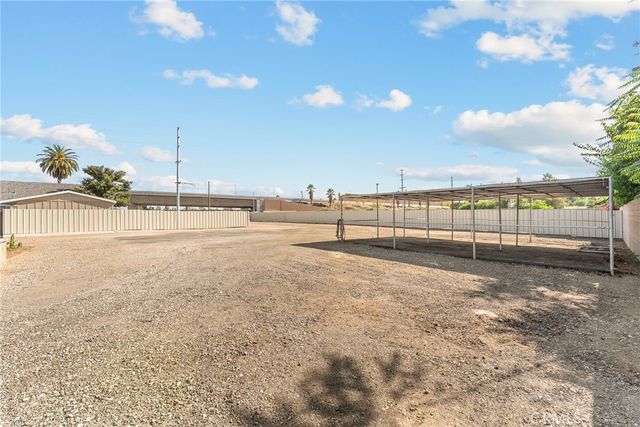 2857 Mulberry St, Riverside, CA 92501