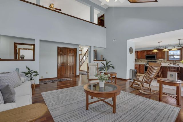 9522 Timberbank Circle NW, Pickerington, OH 43147