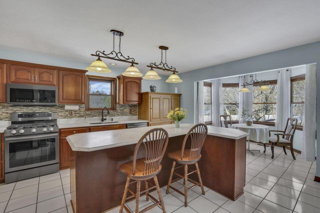 9522 Timberbank Circle NW, Pickerington, OH 43147