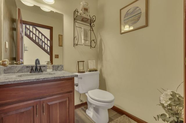 9522 Timberbank Circle NW, Pickerington, OH 43147