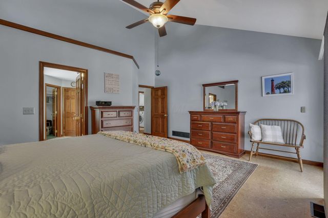 9522 Timberbank Circle NW, Pickerington, OH 43147