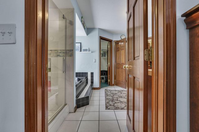 9522 Timberbank Circle NW, Pickerington, OH 43147