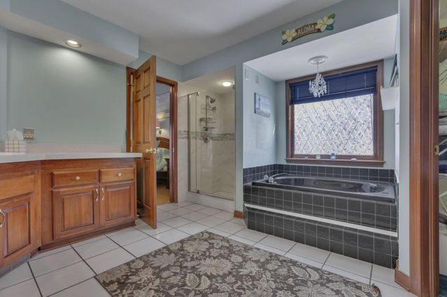 9522 Timberbank Circle NW, Pickerington, OH 43147