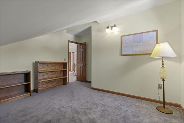 9522 Timberbank Circle NW, Pickerington, OH 43147