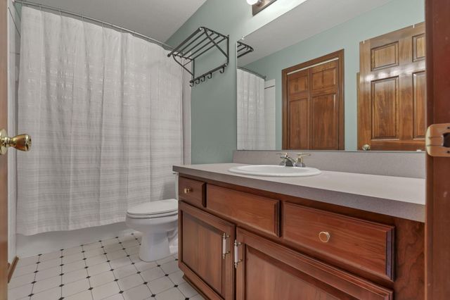 9522 Timberbank Circle NW, Pickerington, OH 43147