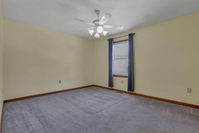 9522 Timberbank Circle NW, Pickerington, OH 43147