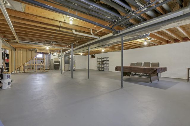 9522 Timberbank Circle NW, Pickerington, OH 43147