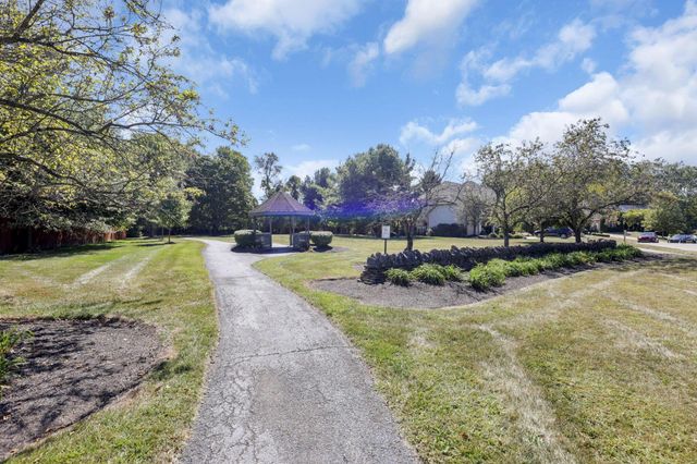 9522 Timberbank Circle NW, Pickerington, OH 43147