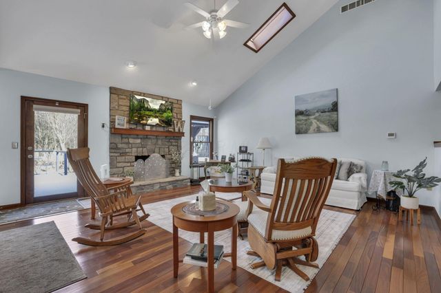 9522 Timberbank Circle NW, Pickerington, OH 43147