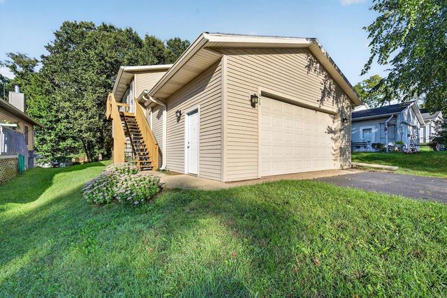 979 Rhyners LANE, Twin Lakes, WI 53181