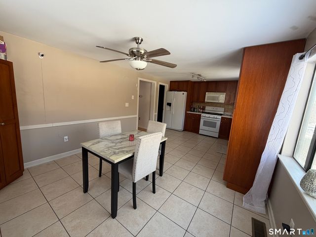 81 Cliffside Drive A, Manchester, CT 06042