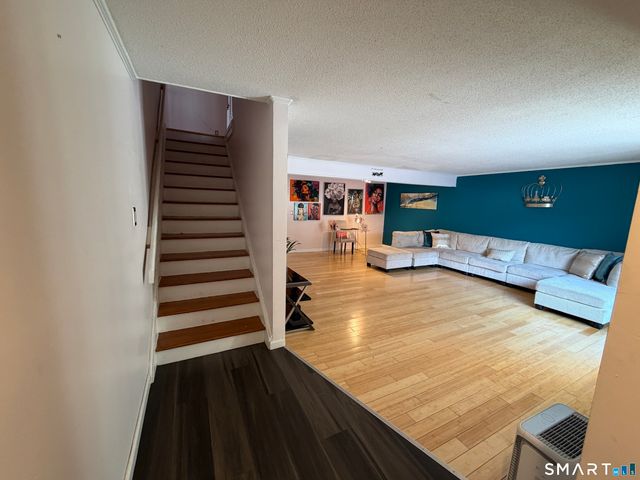 81 Cliffside Drive A, Manchester, CT 06042