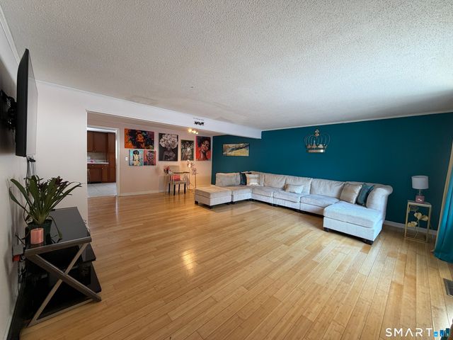 81 Cliffside Drive A, Manchester, CT 06042