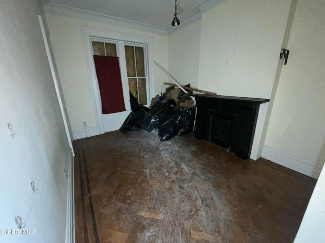 369 Madison Avenue, Albany, NY 12210