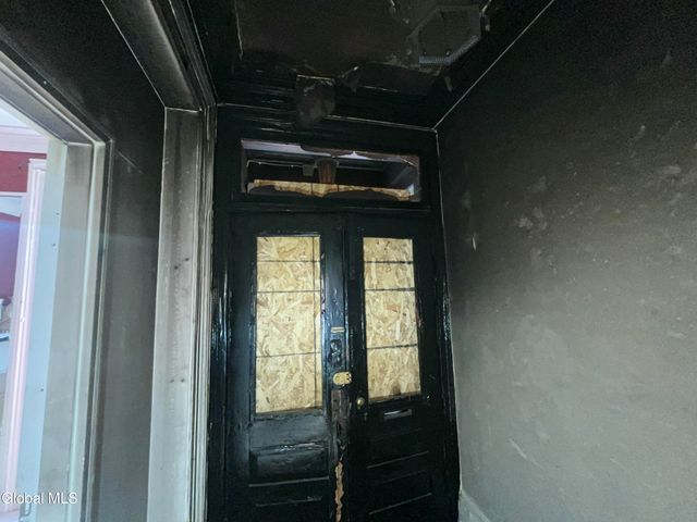 369 Madison Avenue, Albany, NY 12210