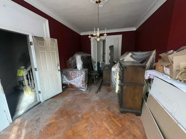 369 Madison Avenue, Albany, NY 12210