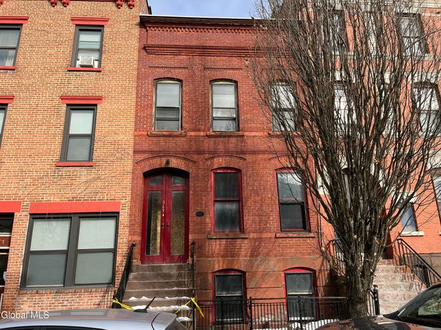 369 Madison Avenue, Albany, NY 12210