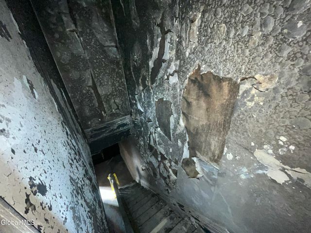 369 Madison Avenue, Albany, NY 12210