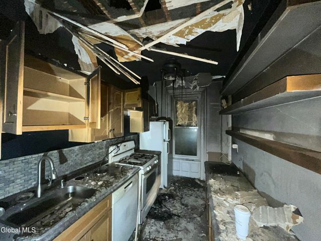 369 Madison Avenue, Albany, NY 12210