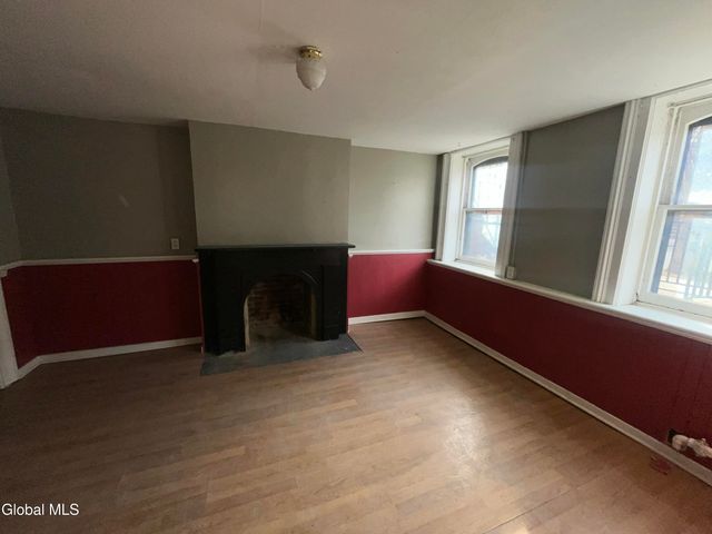 369 Madison Avenue, Albany, NY 12210