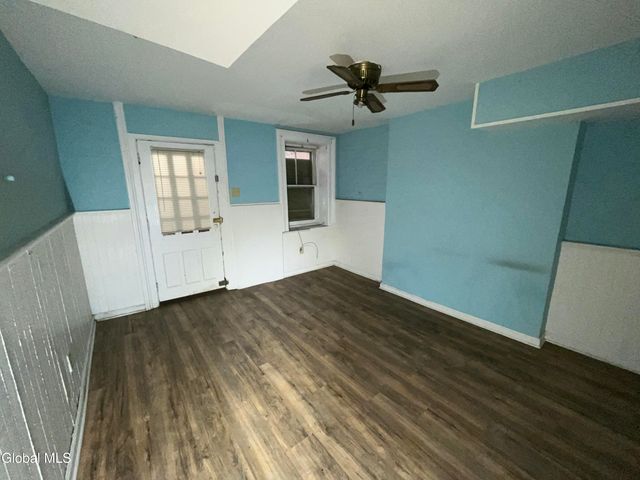 369 Madison Avenue, Albany, NY 12210