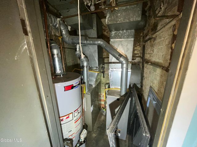 369 Madison Avenue, Albany, NY 12210