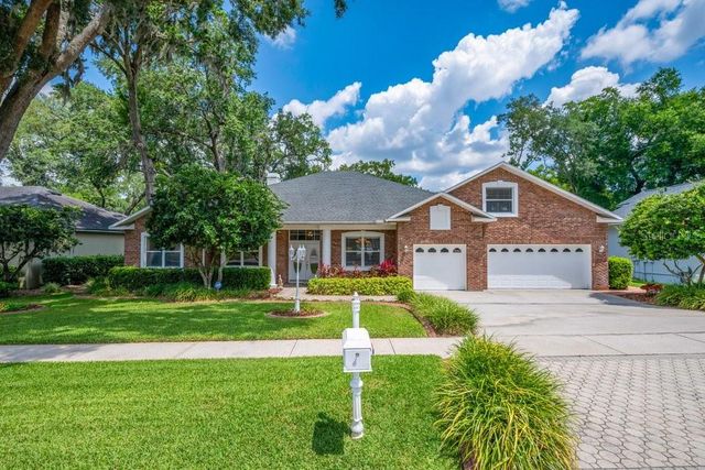 2221 VALRICO FOREST DRIVE, Valrico, FL 33594