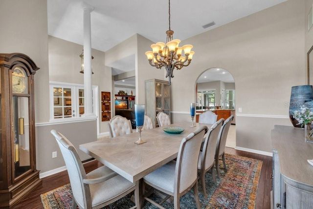 2221 VALRICO FOREST DRIVE, Valrico, FL 33594