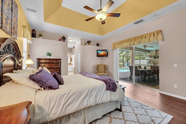 2221 VALRICO FOREST DRIVE, Valrico, FL 33594