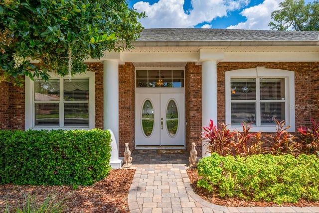2221 VALRICO FOREST DRIVE, Valrico, FL 33594