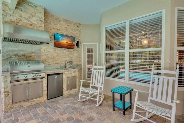 2221 VALRICO FOREST DRIVE, Valrico, FL 33594