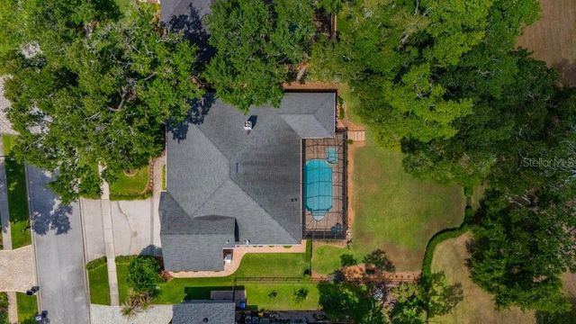 2221 VALRICO FOREST DRIVE, Valrico, FL 33594