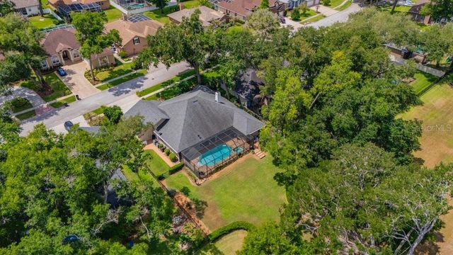 2221 VALRICO FOREST DRIVE, Valrico, FL 33594
