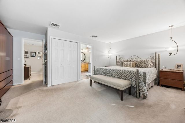 48 Greenrale Ave, Wayne Twp., NJ 07470