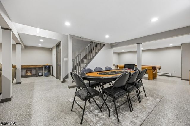 48 Greenrale Ave, Wayne Twp., NJ 07470