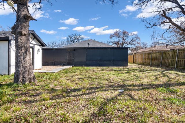 3505 Wood Oak Drive, Balch Springs, TX 75180
