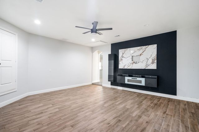 3505 Wood Oak Drive, Balch Springs, TX 75180