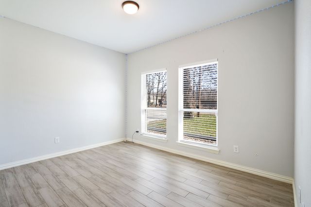 3505 Wood Oak Drive, Balch Springs, TX 75180