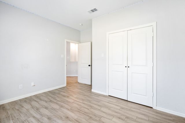 3505 Wood Oak Drive, Balch Springs, TX 75180