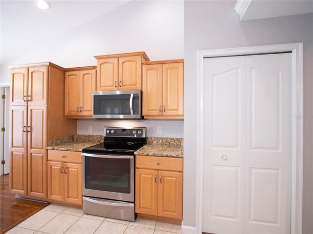 1258 NE 51ST LOOP, Ocala, FL 34479
