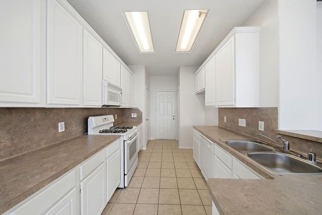 8915 Elm Drake Lane, Humble, TX 77338