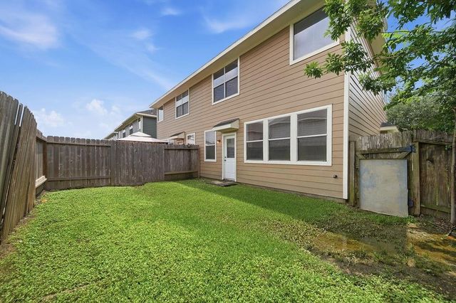 8915 Elm Drake Lane, Humble, TX 77338