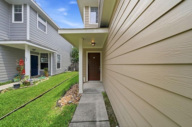 8915 Elm Drake Lane, Humble, TX 77338