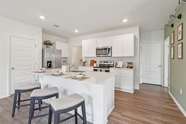 7894 FORREST FOX WAY, Lakeland, FL 33810