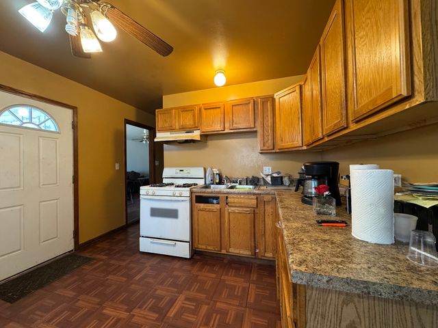 1946 Beacon Court, Chicago Heights, IL 60411
