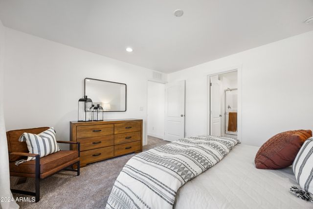 13271 E Courtney Lane, Mayer, AZ 86333