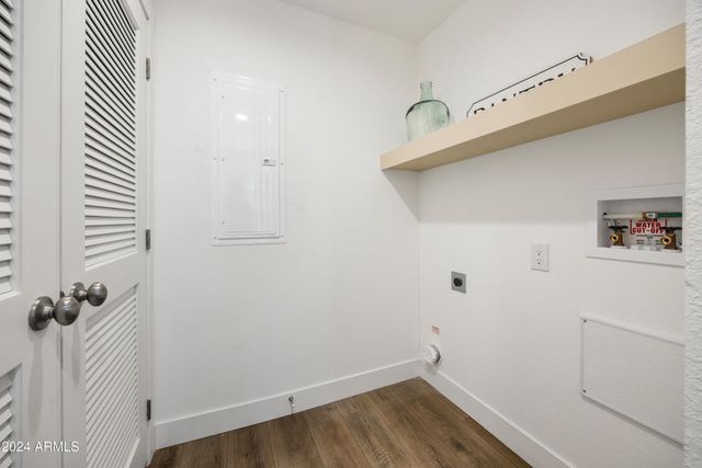 13271 E Courtney Lane, Mayer, AZ 86333