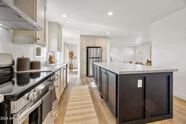 13271 E Courtney Lane, Mayer, AZ 86333