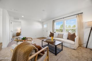 13271 E Courtney Lane, Mayer, AZ 86333