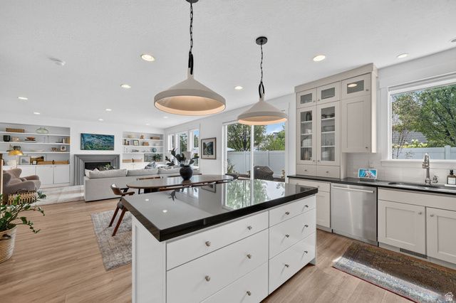 10982 S KELSO DUNE DR, South Jordan, UT 84009